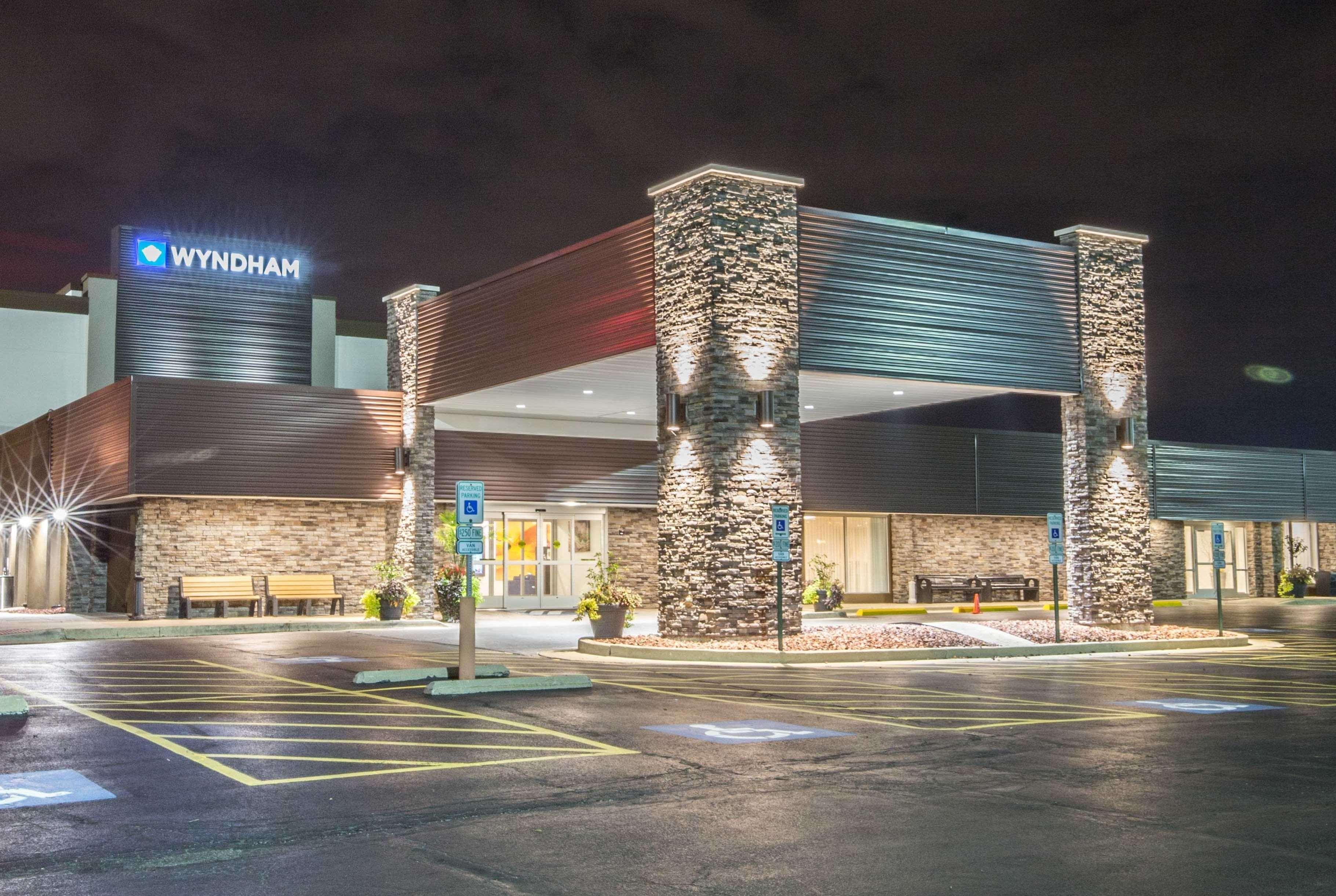 Wyndham Chicago O'Hare Hotel Rosemont Exterior foto